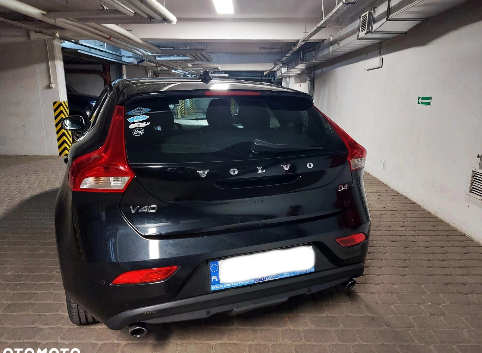 Volvo V40 cena 28500 przebieg: 308000, rok produkcji 2014 z Toruń małe 121